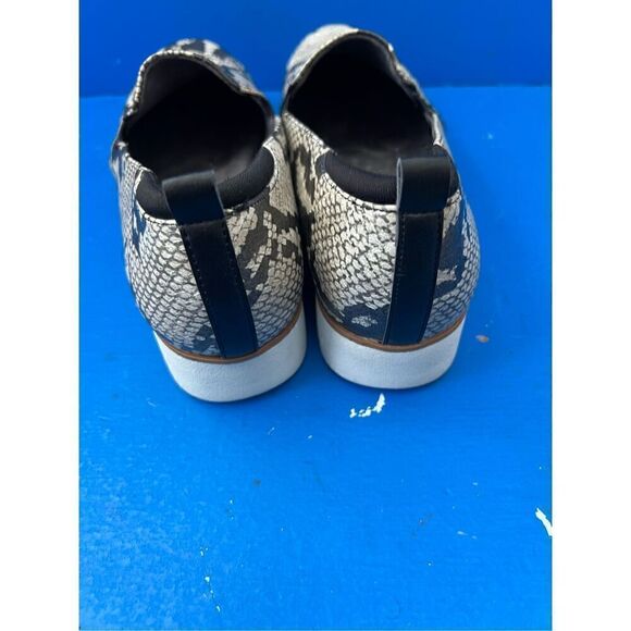 DR. SCHOLLS Snakeskin Print Be Free Energy Women’s Slip On Shoes Size 10 - Picture 6 of 7